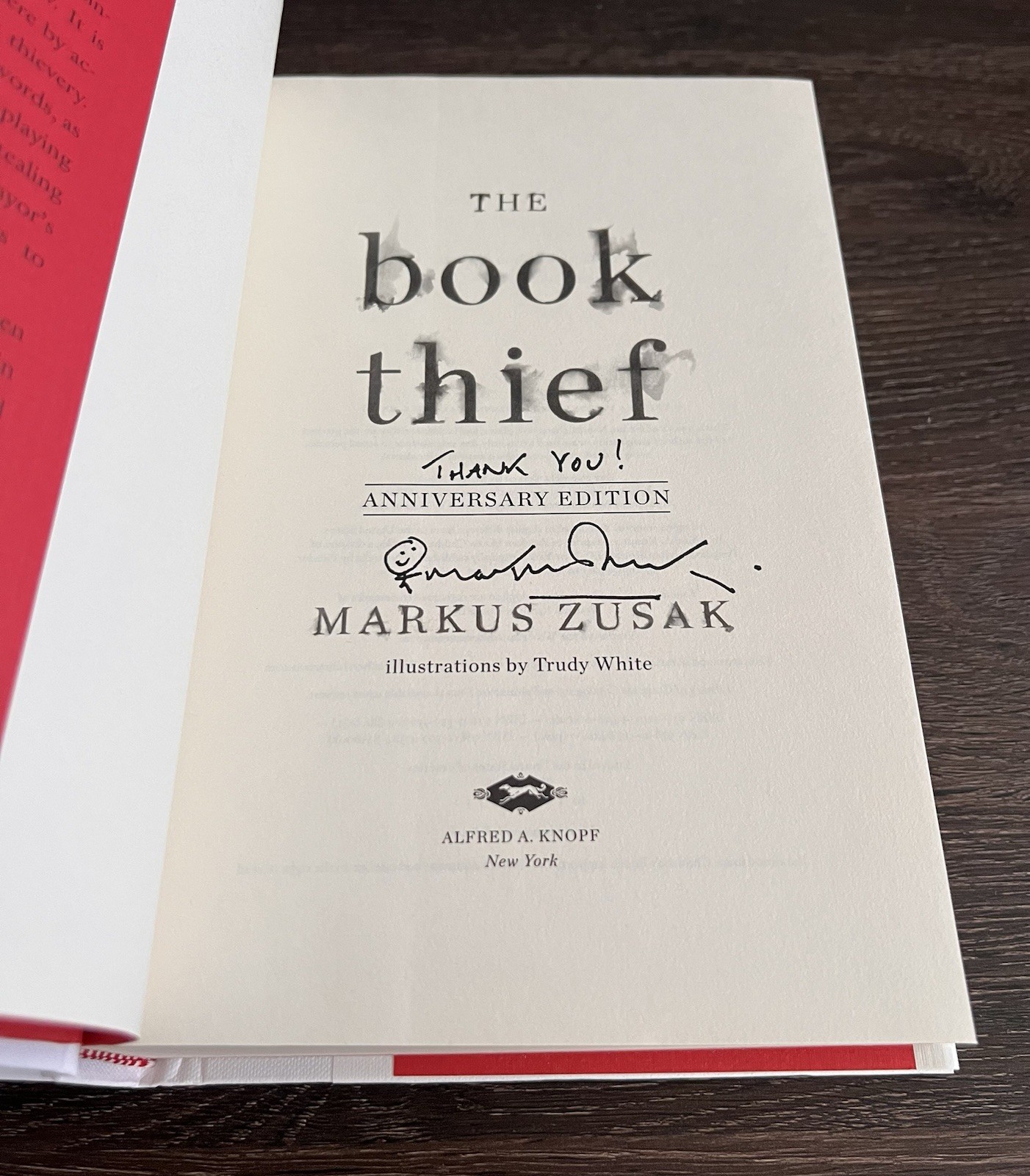 SIGNED Markus Zusak The Book Thief Anniversary Edition 1st Thus As-New +Photo