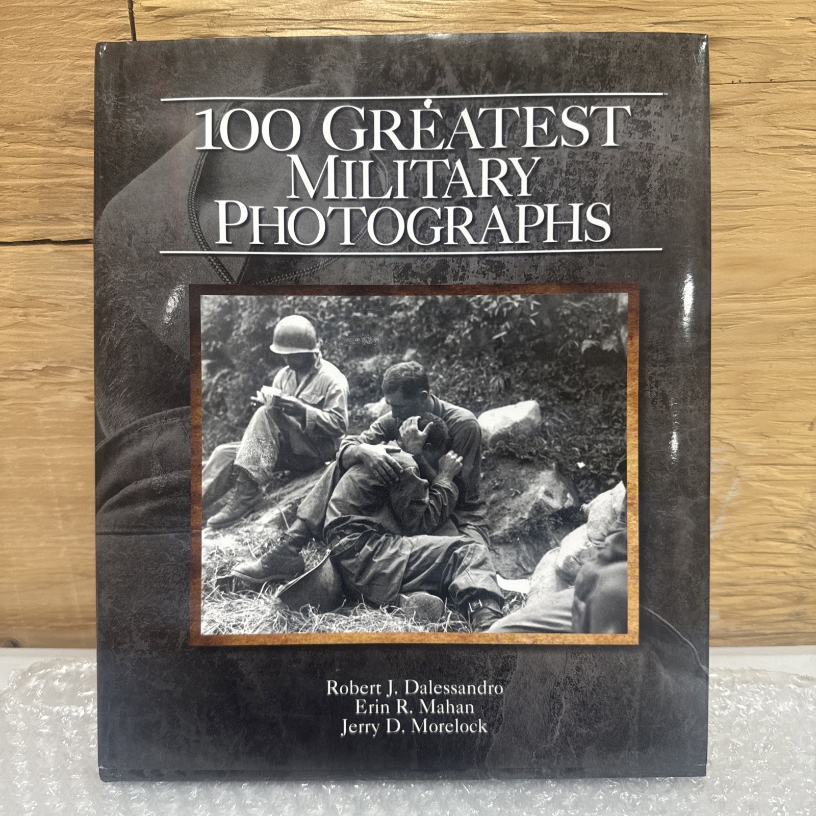 100 Greatest Military Photographs Hard Cover 180 Pages With Photos 2013 / AN2
