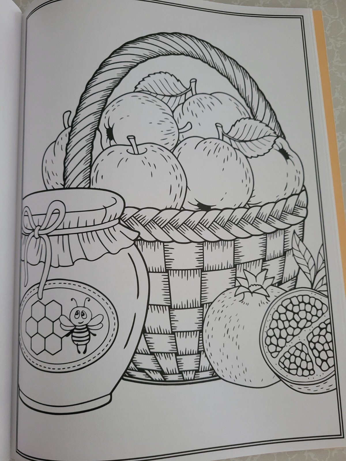 THANKSGIVING ADULT COLORING BOOK – 2022 CENTENNIAL – 32 FESTIVE COLORING PAGES