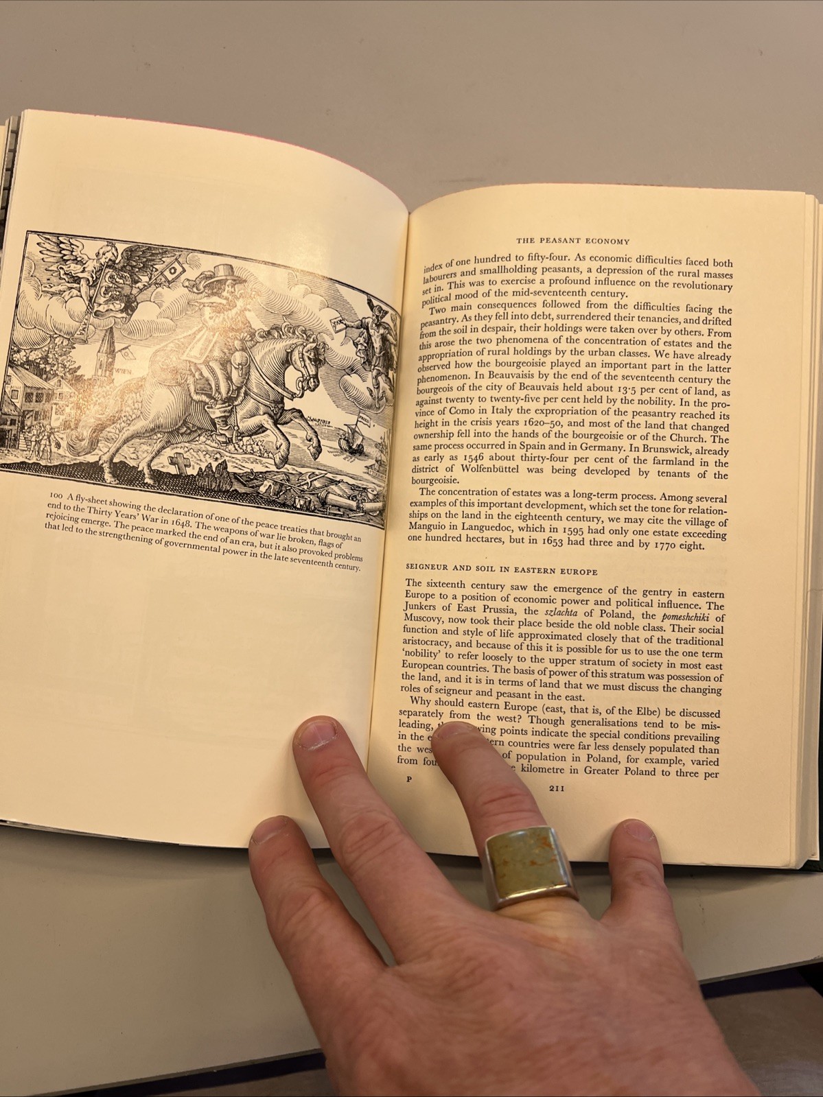 The Iron Century : Social Change in Europe, 1550-1660 Henry Kamen