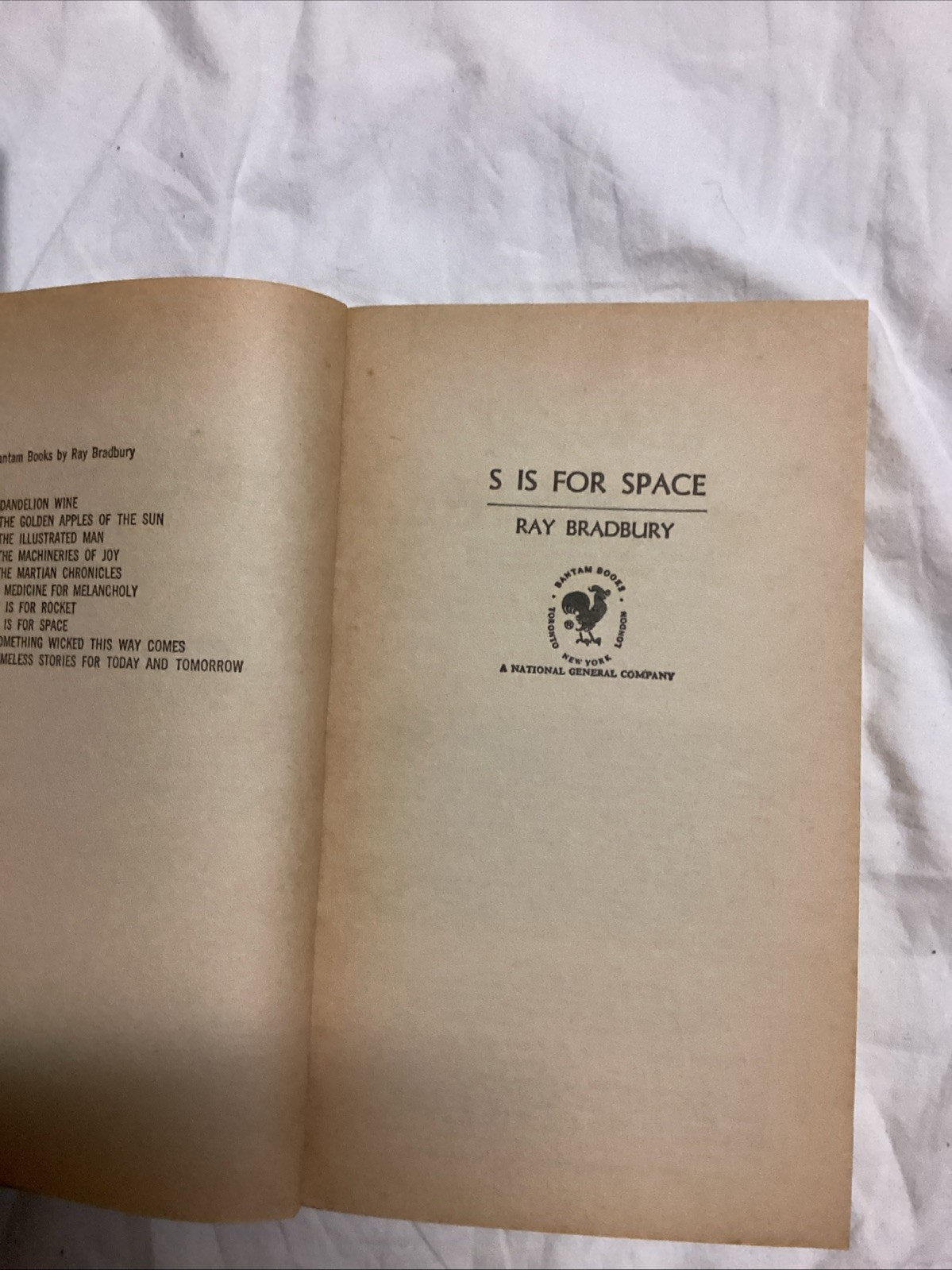 Vintage Ray Bradbury Bantam Novels Lot Of Four