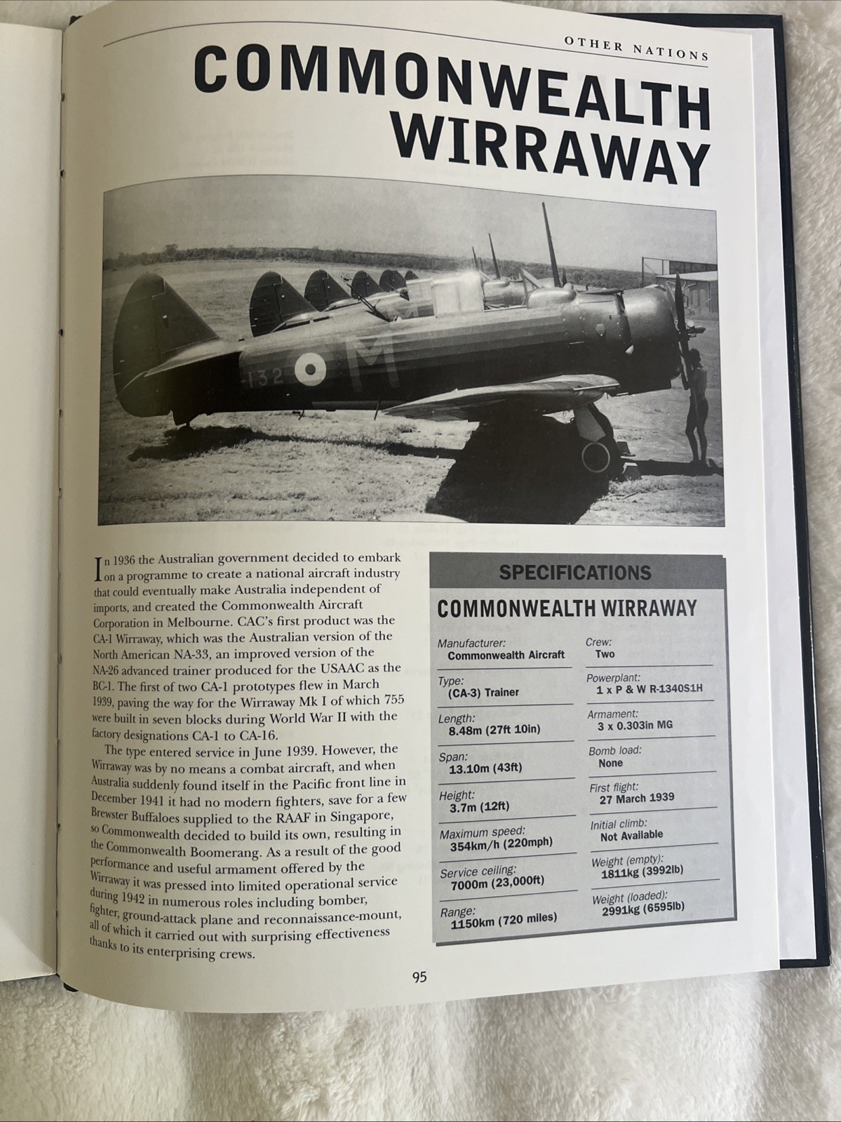 Aircraft of World War II Mike Sharpe 2000 First Edition Hardcover WWII