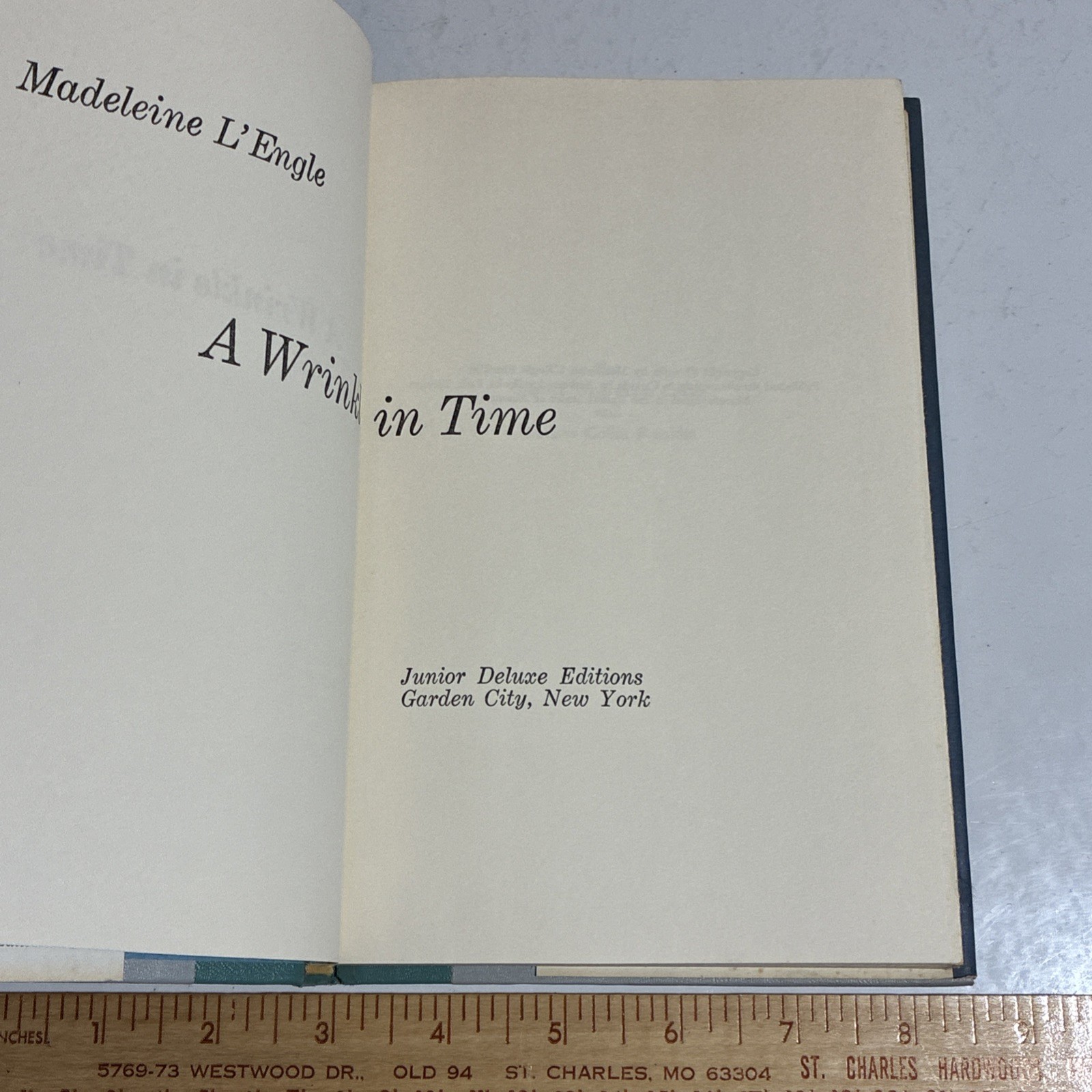 Book A Wrinkle In Time Madeleine L’Engle BCE Science Fiction YA Vintage Books