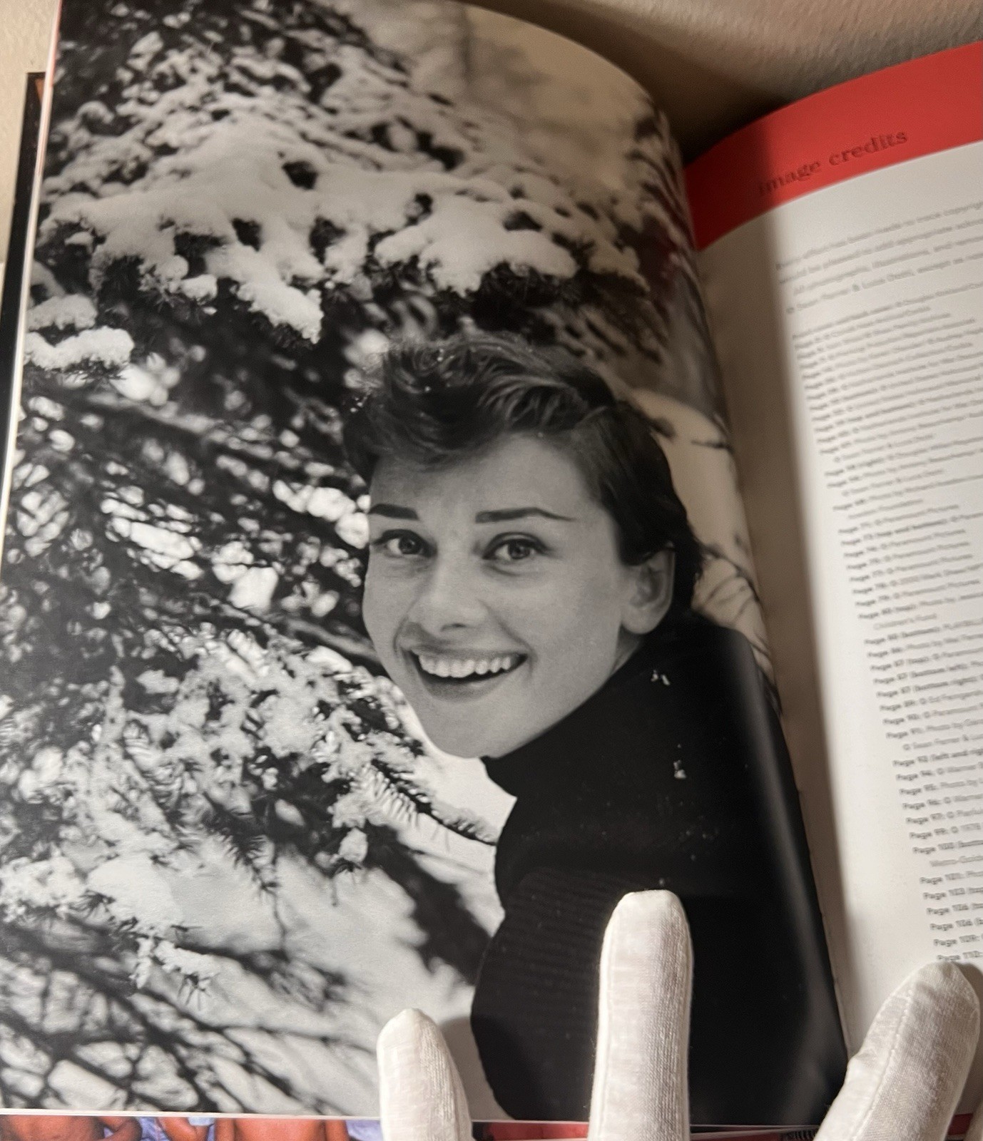 Audrey Hepburn Treasures 2006 Hardcover Complete Inserts Sean Ferrer Atria