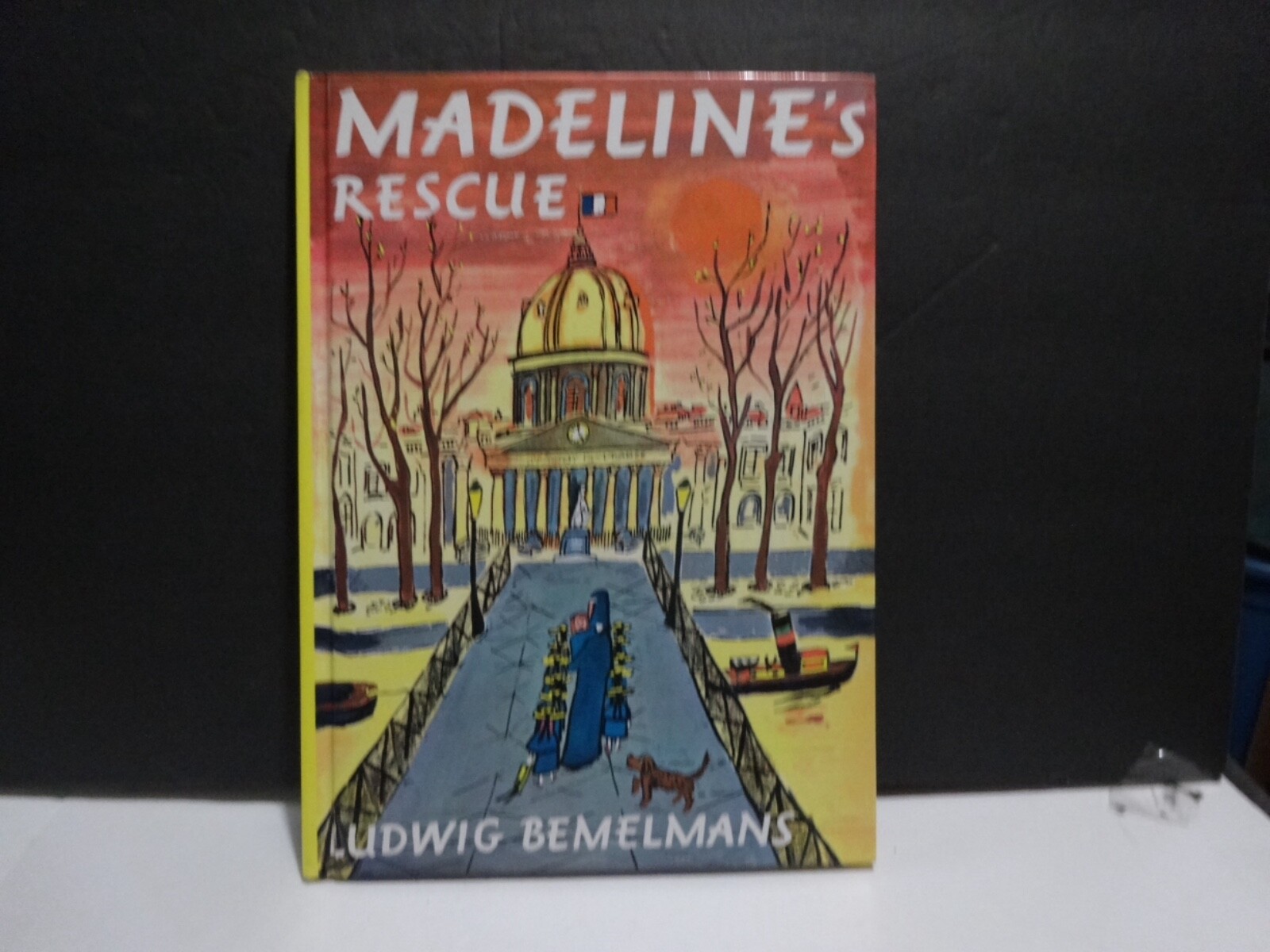 Madeline’s Rescue by Ludwig Bemelmans HC 12.25”x9”