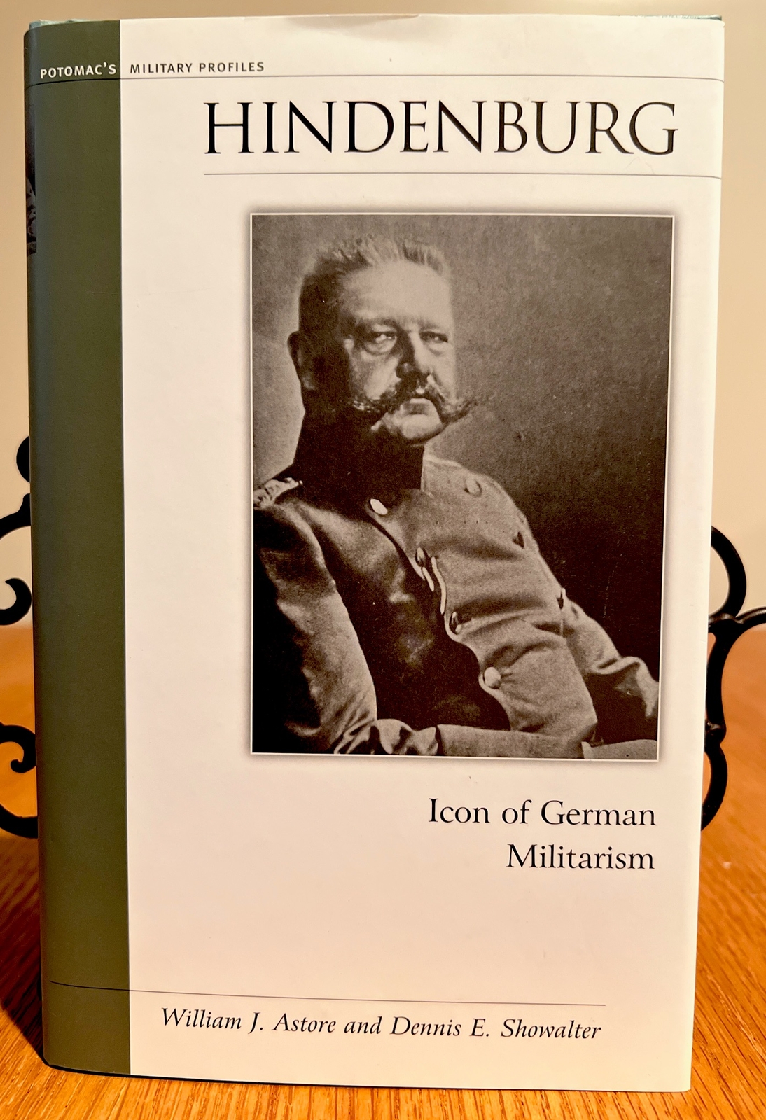 Military Profiles Ser;Hindenburg Icon of German Militarism (Hardcover, Used)-A3