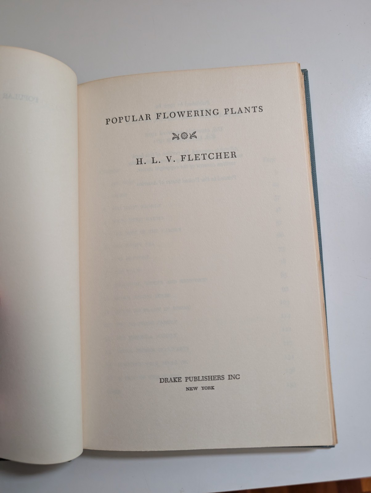 H. L. V. Fletcher Popular Flowering Plants Hardcover Drake Publishers Inc 1972