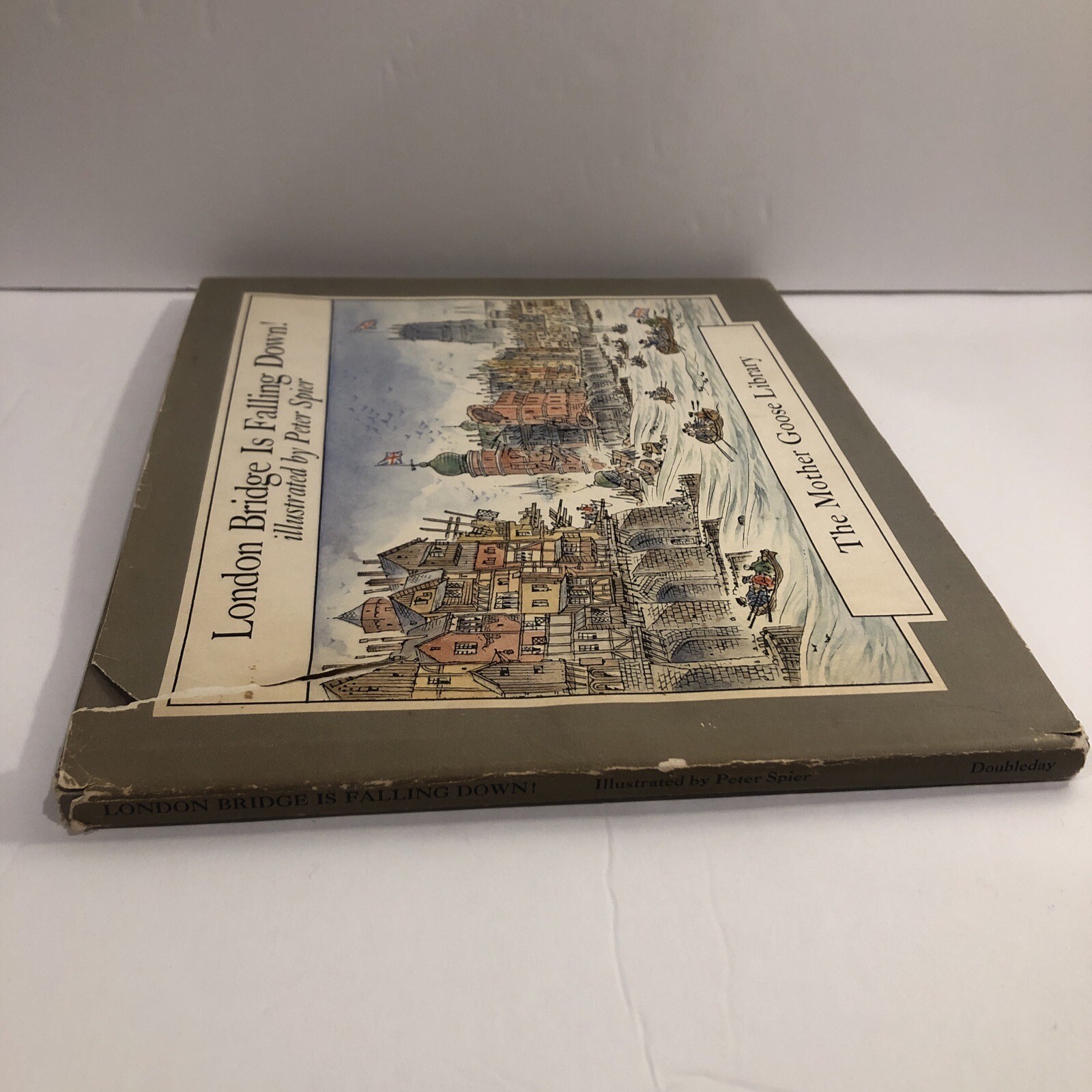 London Bridge Is Falling Down! Peter Spier First Edition 1967 HC w/ DJ VERY GOOD