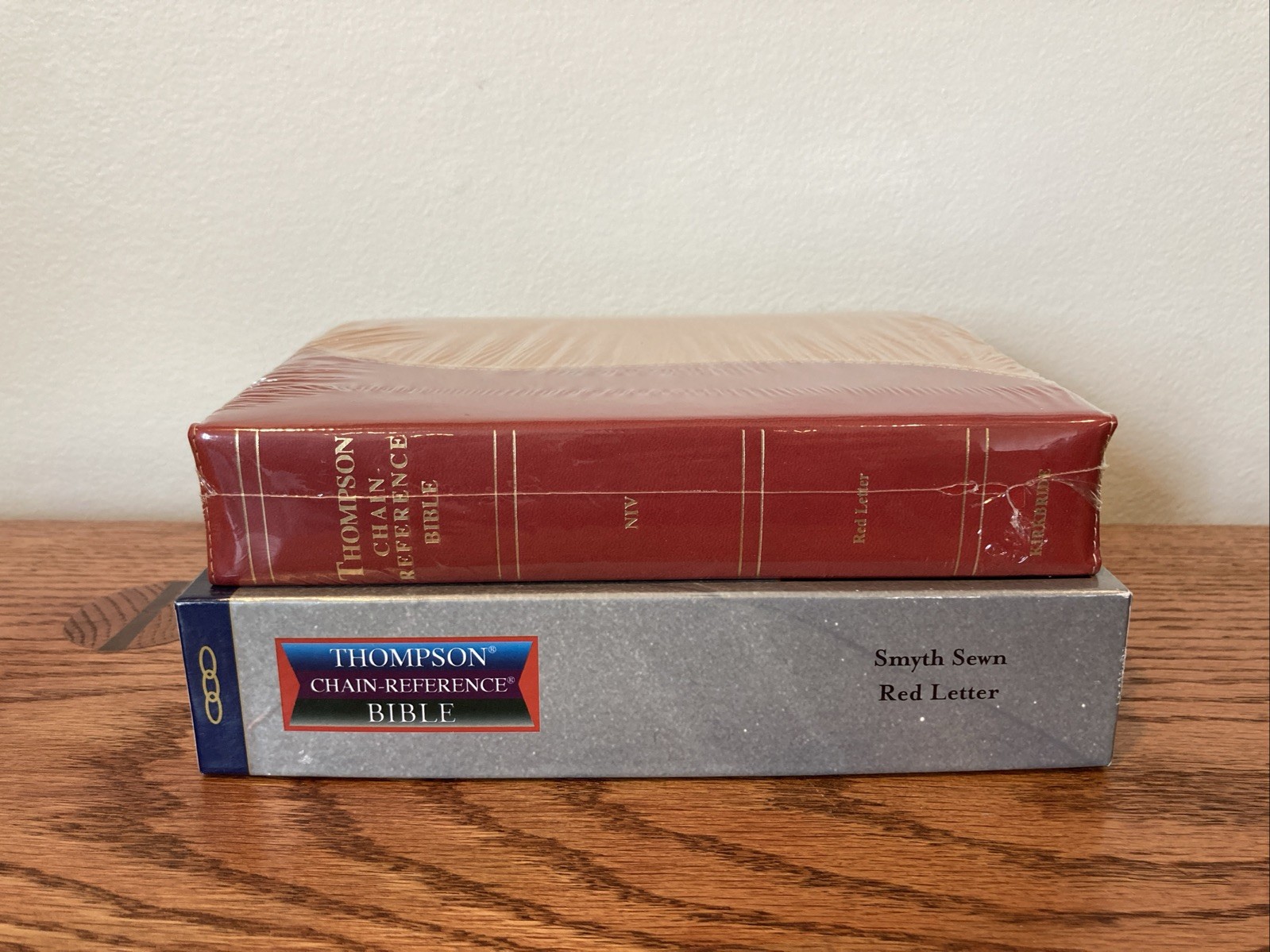 Sealed! 1984 NIV Thompson Chain Reference Bible | Handy Size | Red/Tan Kirvella