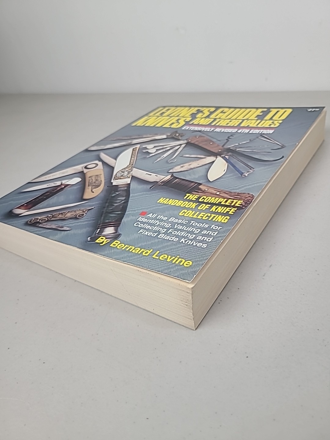 Levi’s guide to knives and their values SIGNED by Bernard Levine