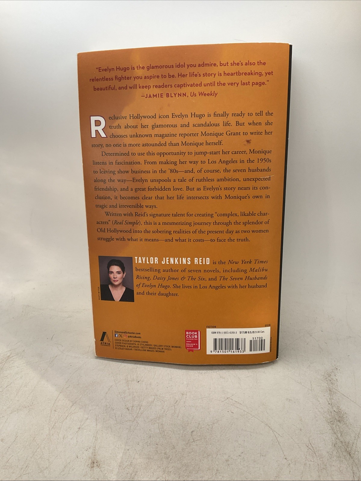 The Seven Husbands of Evelyn Hugo – Taylor Jenkins Reid – 2024 Atria Paperback