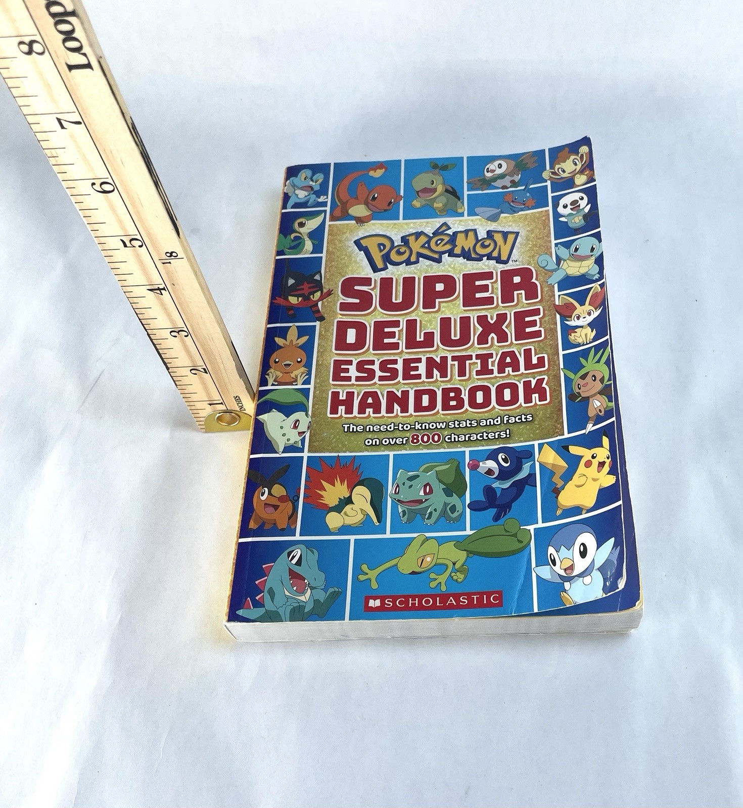 2018 1st Printing Pokémon Super Deluxe Essential Handbook ScholasticCollectible