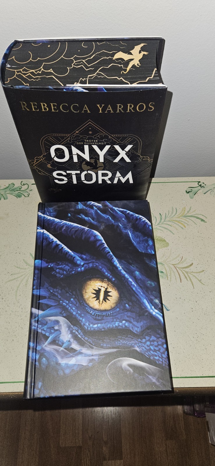 Onyx Storm (Fourth Wing Series) German Special Limited Exclusive Edition Sprayed