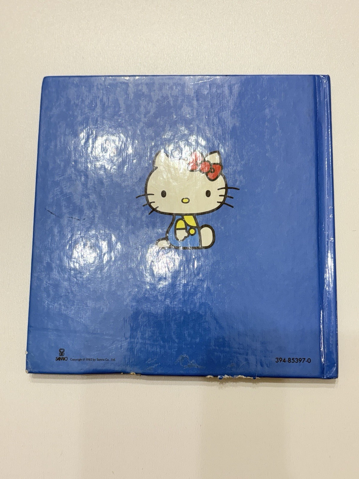 HELLO KITTY’S BEDTIME SEARCH By Sarah Bright & Scott Sullivan – Hardcover