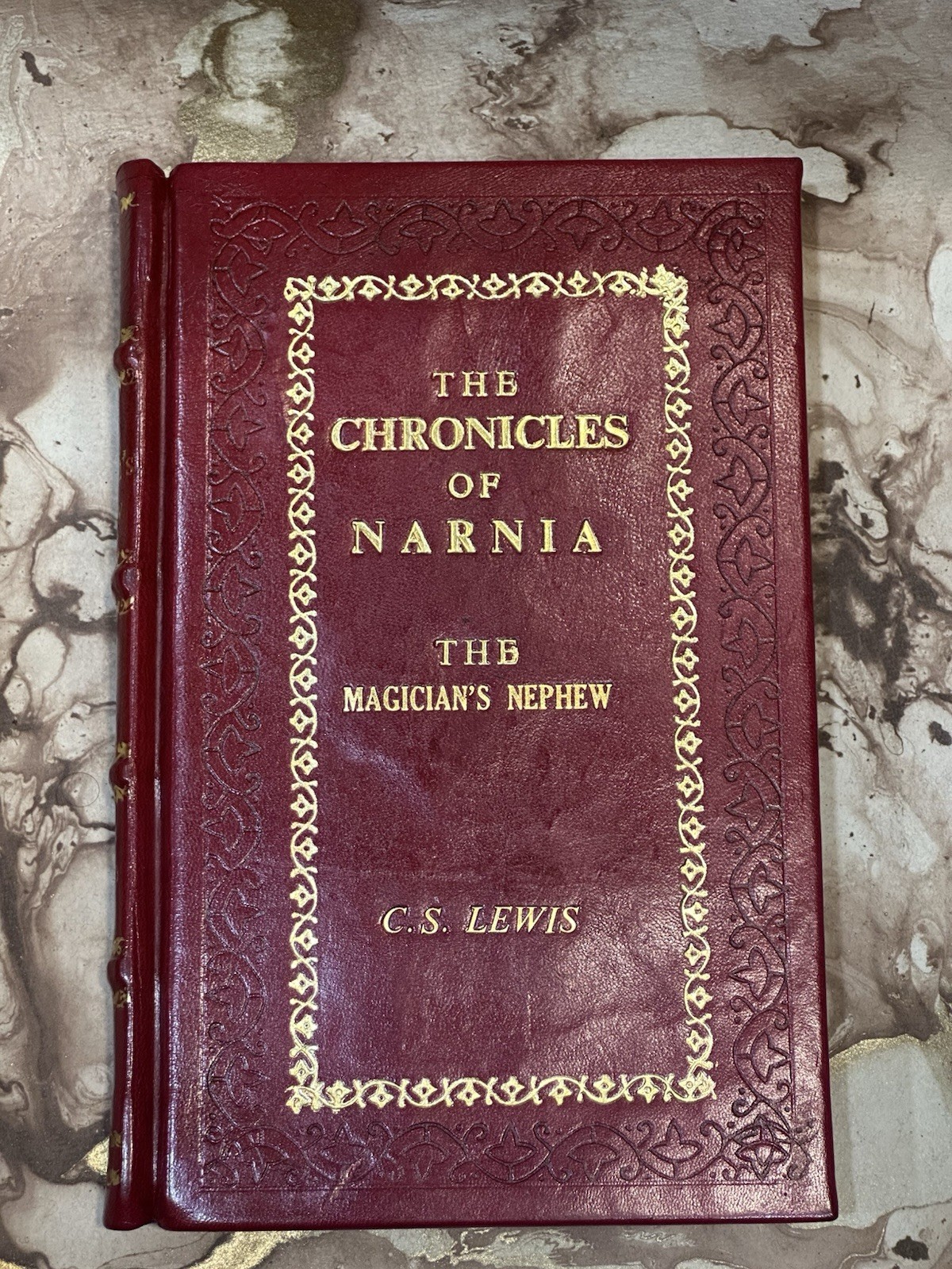 Chronicles of Narnia 7 Book C.S LEWIS Bookset Leather bound