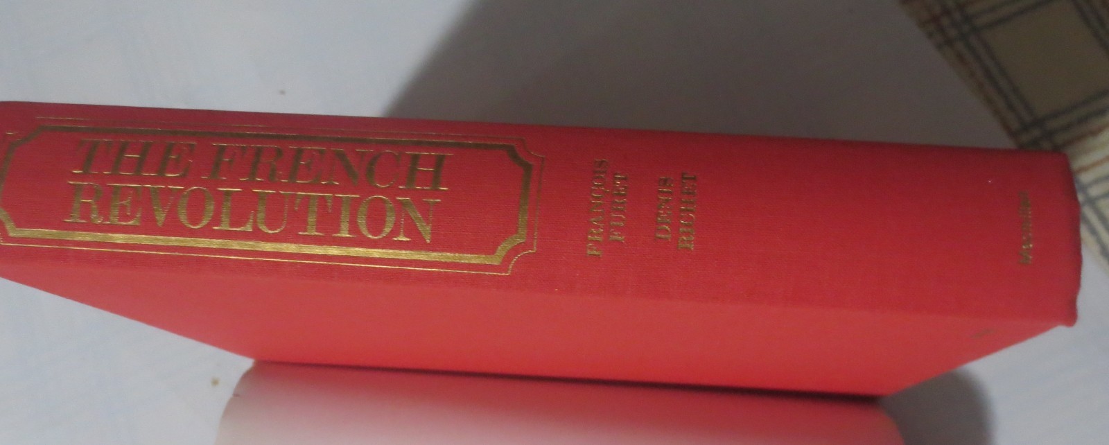 THE FRENCH REVOLUTION FURET AND RICHET HARDBACK DUSTCOVER 415 PAGES