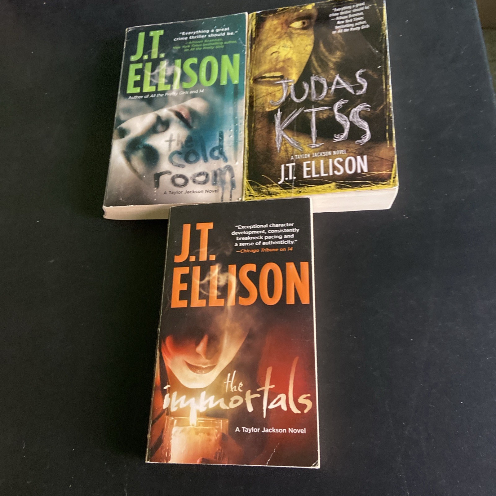 J. T. Ellison Taylor Lot Of 5 Taylor Jackson Series Paperbacks G-Good+ Condition