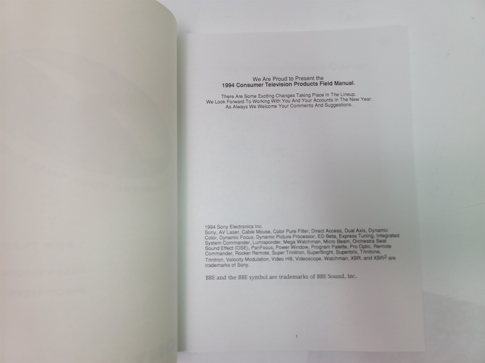 1994 Sony University Sales Training & Field Manual for Television Products