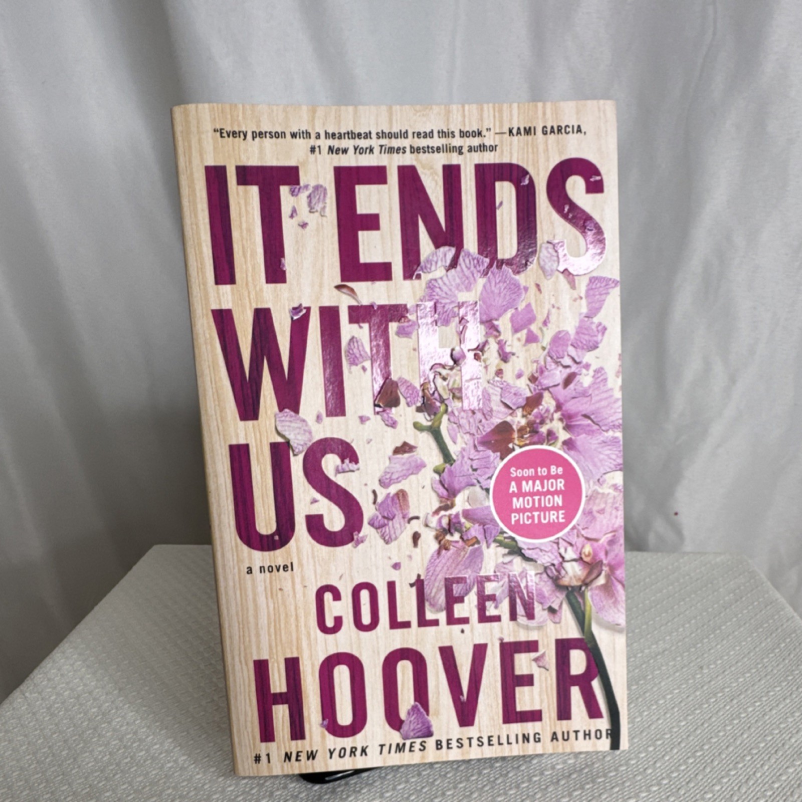 Atria Books It Ends with Us Colleen Hoover Paperback First Edition Fiction Novel