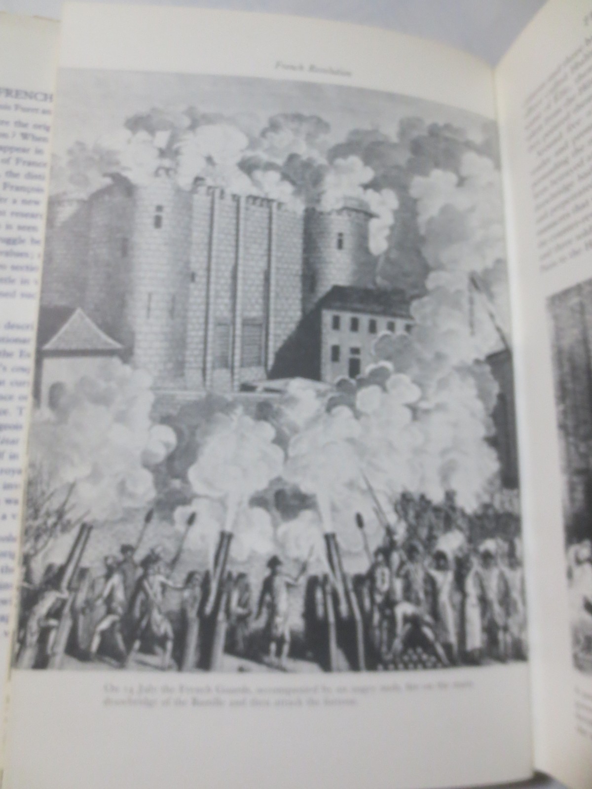 THE FRENCH REVOLUTION FURET AND RICHET HARDBACK DUSTCOVER 415 PAGES