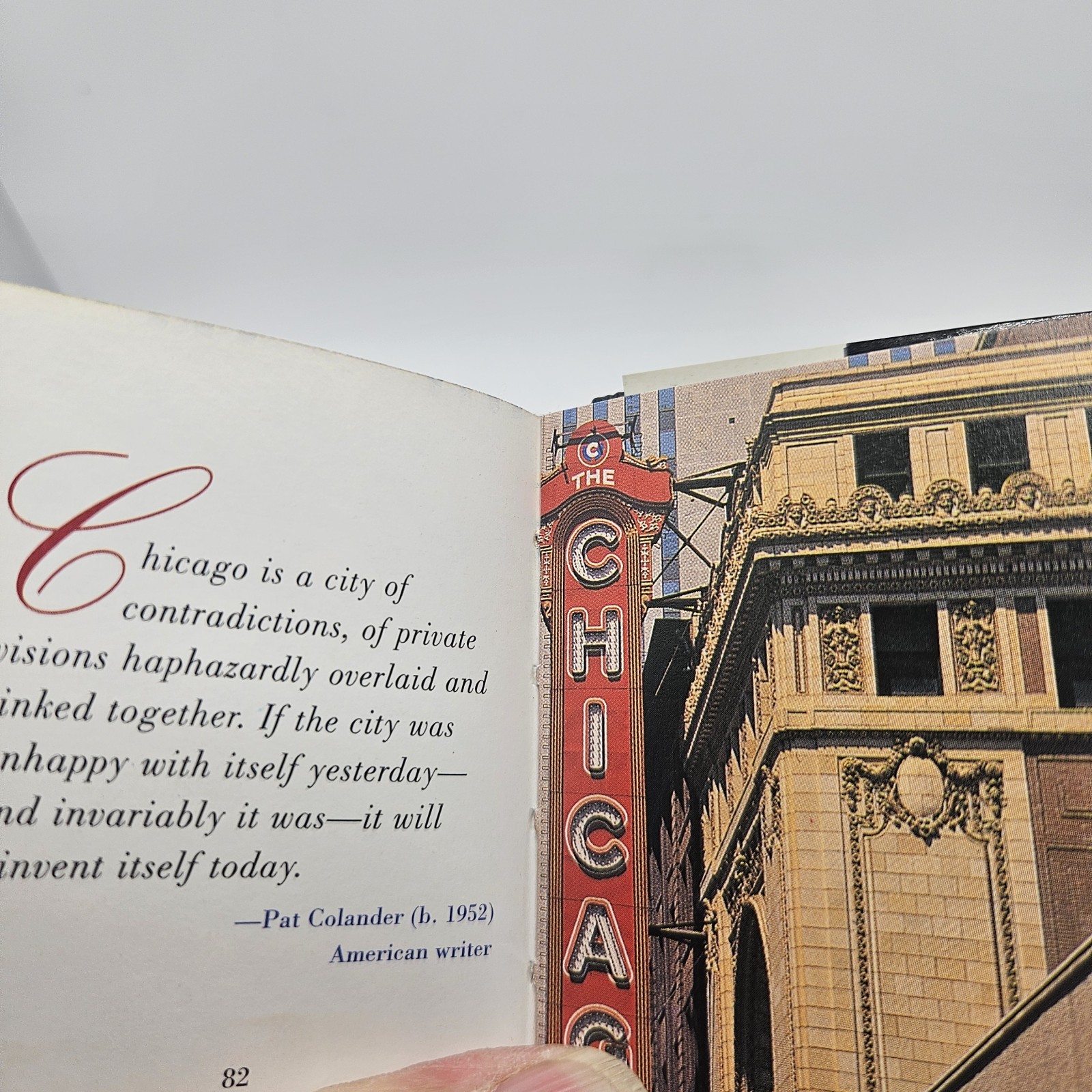Quotable America Mini Book 127 Pages