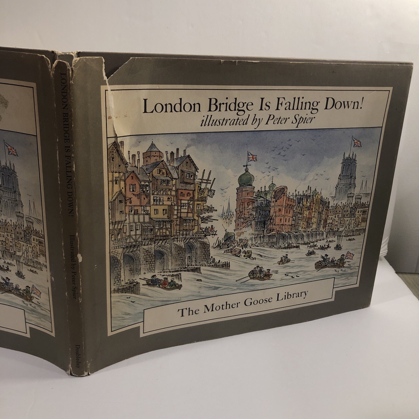 London Bridge Is Falling Down! Peter Spier First Edition 1967 HC w/ DJ VERY GOOD