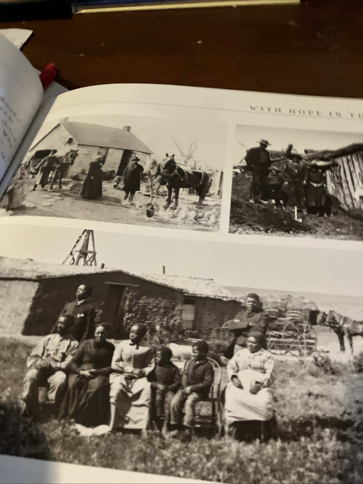 Frontier Family Life: A Photographic Chronicle of the Old West 127 Pages