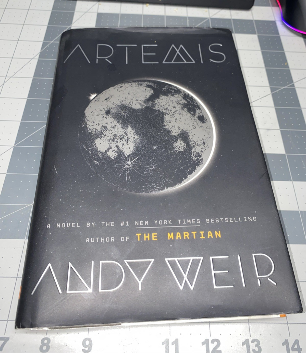 Artemis Andy Weir 2017 Hardcover Novel Science Fiction